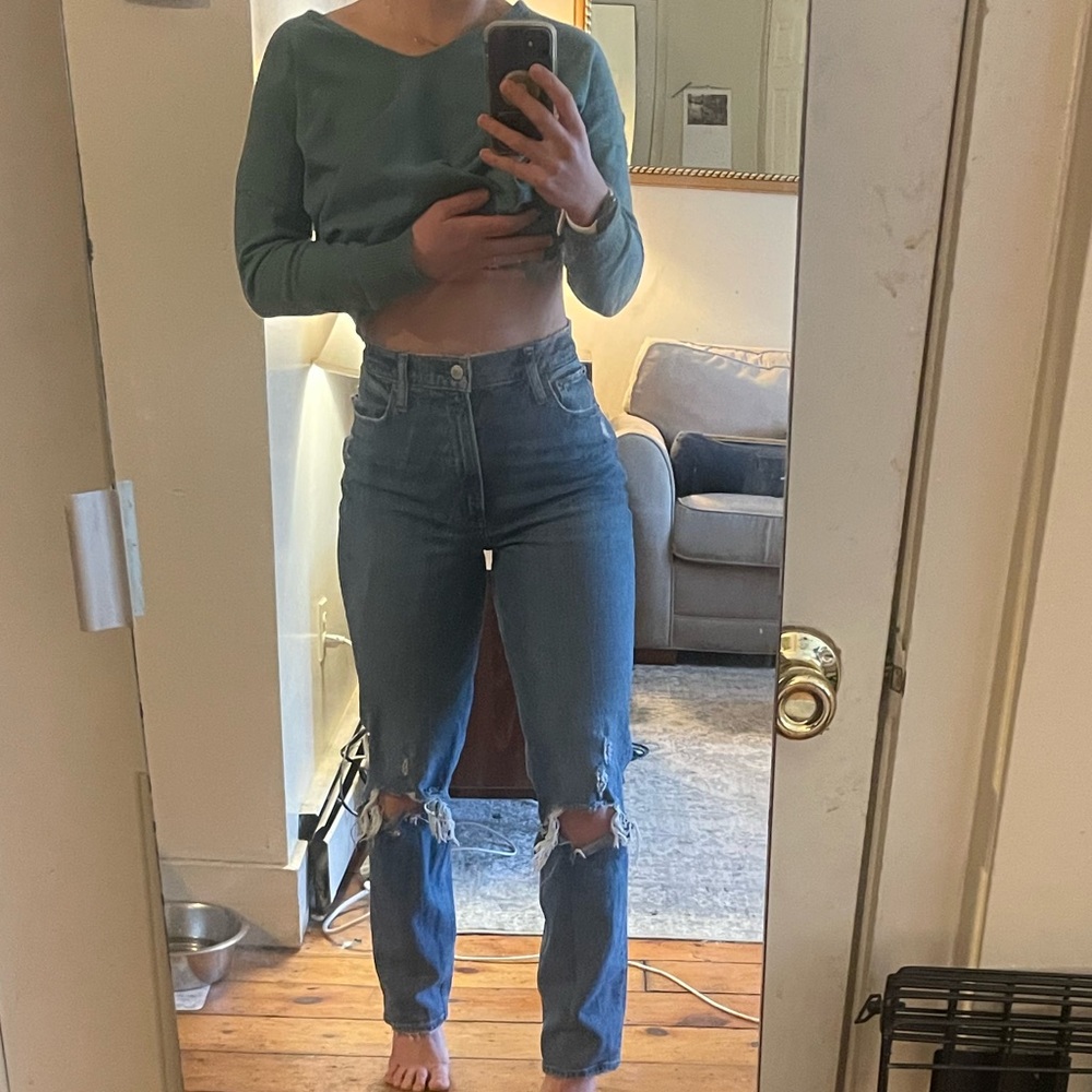Abercrombie Curve Love Ultra High Rise 90s Straight Jean